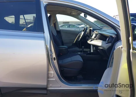 2013 Toyota Rav4 Xle z USA, uszkodzony, nr VIN 2T3WFREV9DW048423